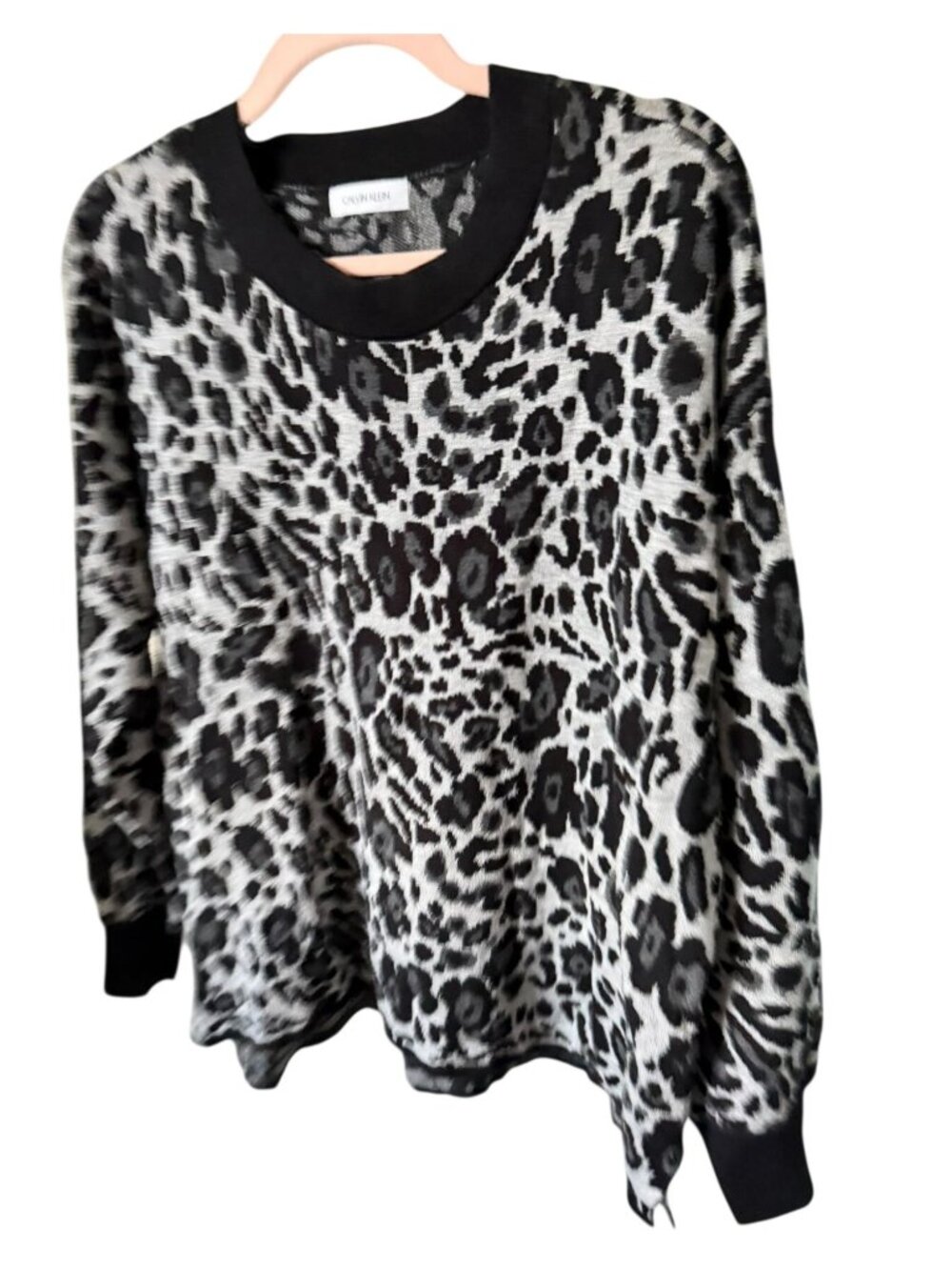 Calvin Klein Black White Leopard Print Crewneck Sweater Pullover Womens M